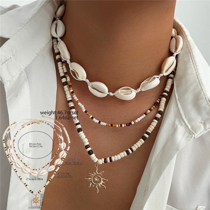 European And American Men's Necklace Beach Vacation Style Coconut Shell Beaded Light Luxury High-end Sun Pendant Clavicle Chain Jewelry