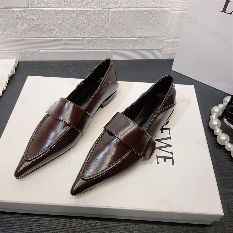2026 Spring Women Leather Shoes British Retro Square Heel Pointed Toe French Dress Shoes Elegant High Quality High Heels Loafers