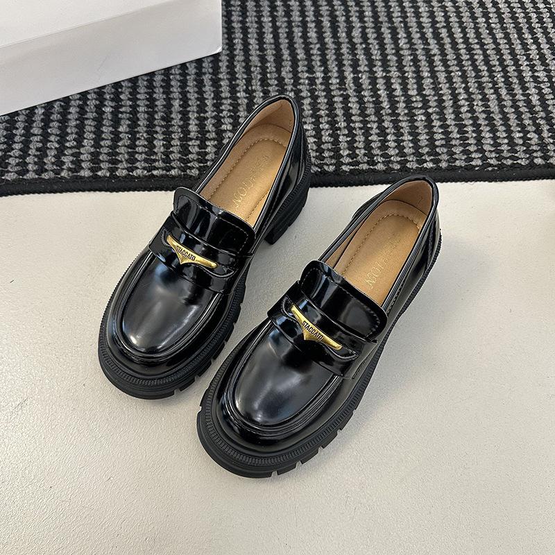 British style small leather shoes women's 2025 spring new retro versatile patent leather loafers heightened platform black single shoes