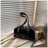 Simple and large-capacity shoulder underarm bag women's new spring and summer fashion commuter baguette bag
