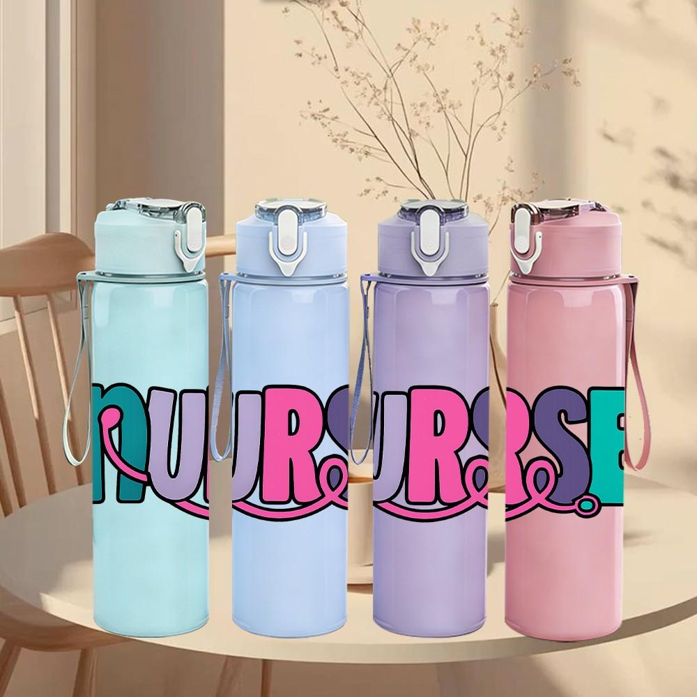 1PC Colorful Nurse Letter Design 750ml Color Plastic Sports Water Bottle Leakproof Flip Straw Lid Suitable for Sports Office Home Use
