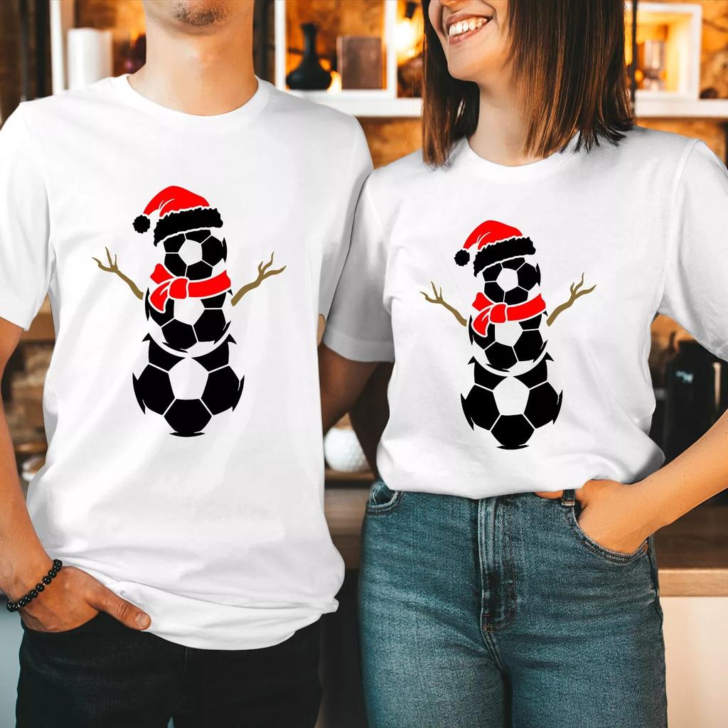 Tshirt (5298) Football Snowunisex Christmas Tshirt Santa Hat Soccer Ball Xmas Tee Christmas Rounisextic Couple Special Tshirt