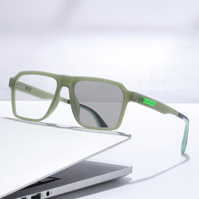 Men's Business Photochromic Myopia Glasses Fashionable Square Spring Foot Anti Slip and Anti Blue Light Glasses Diopter To -4.0