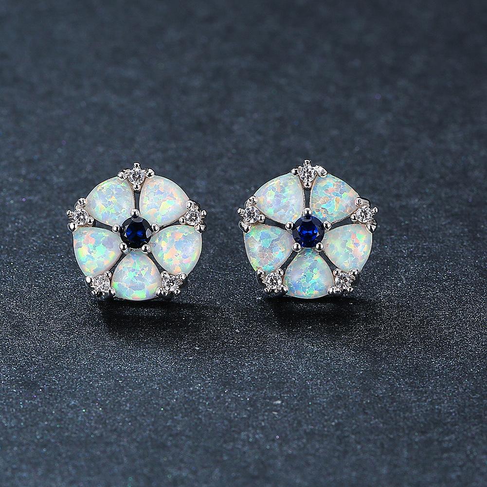 Japanese and Korean Version of New Diamond Studded Flower Earrings for Women Simple Temperament Personality Versatile Earrings and Earrings