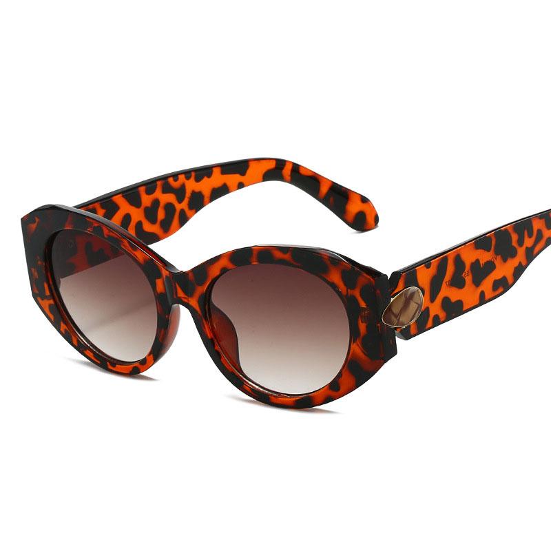 European American Stylish Sun Glasses for Women Cat Eye Shape UV Protection Ladies Sunglass Holiday Travelling Outdoor Sunglass