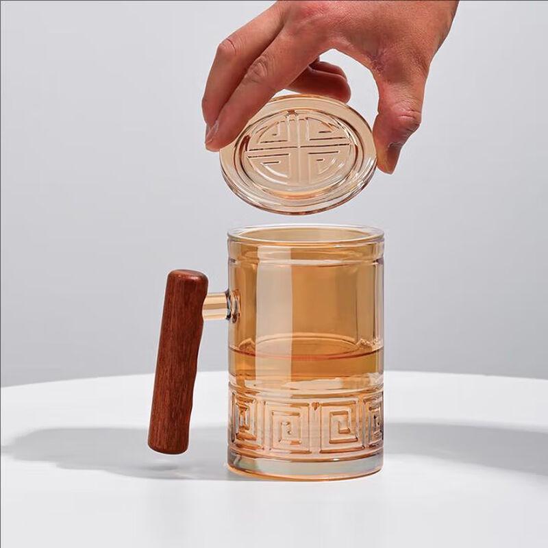 Wuzuo Prosperity Swirl Glass Water Cup with Wood Handle 420ml
