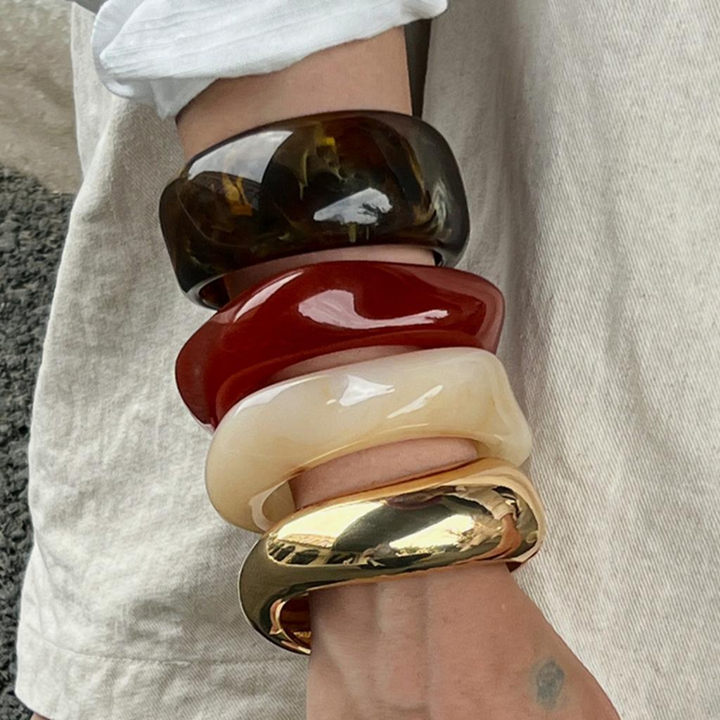 Ingemark 4 Styles Punk Thick Resin Acrylic Wide Bracelets for Women New Trend Boho Irregular Chunky Bracelets Y2K Jewelry Gift