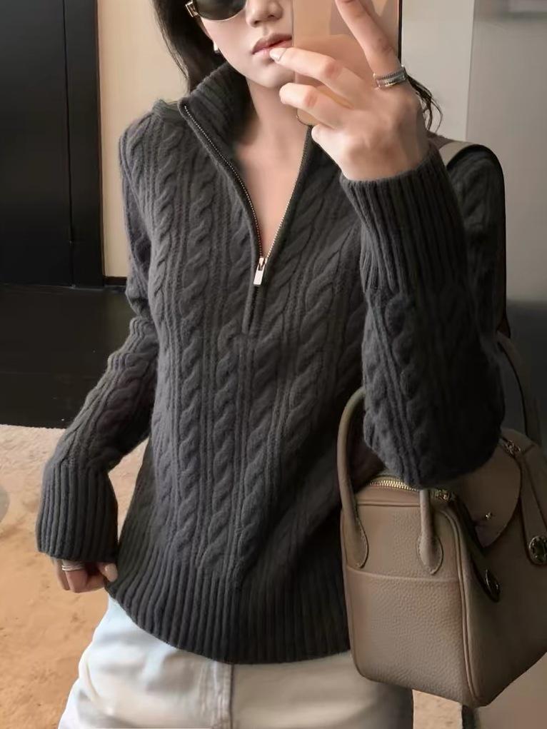 Elegant Heritage | Women's Heavyweight Half-Zip Cable Knit Sweater 2026FW