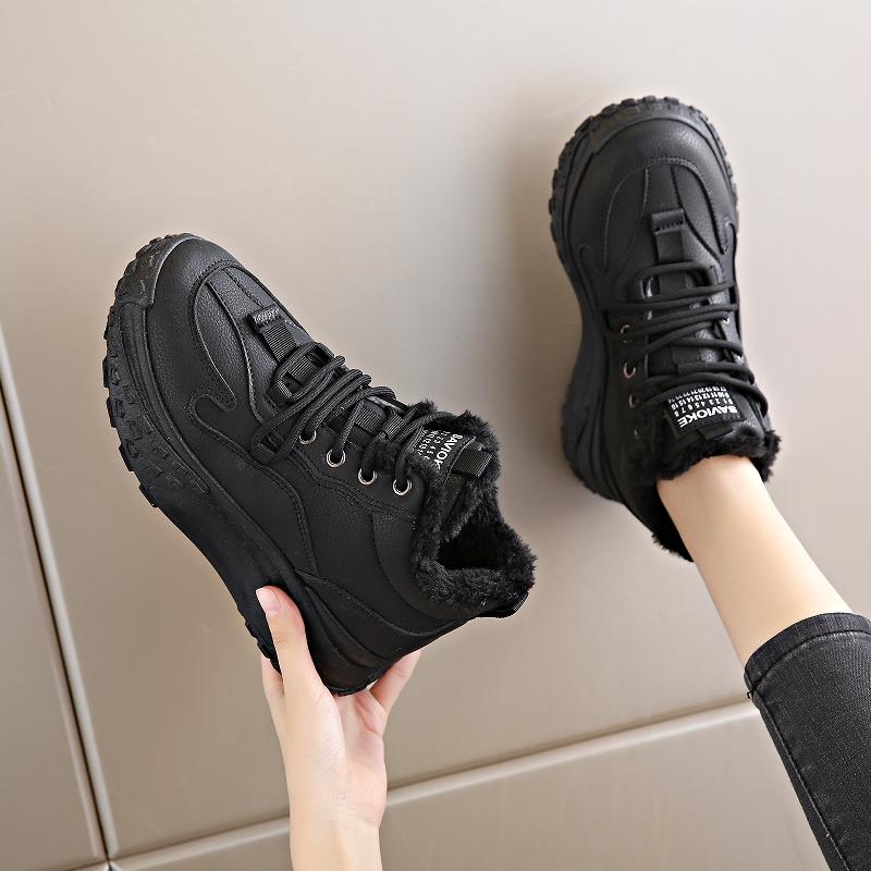 Fleece black sneakers winter new leather shoes are not tired of casual cotton shoes