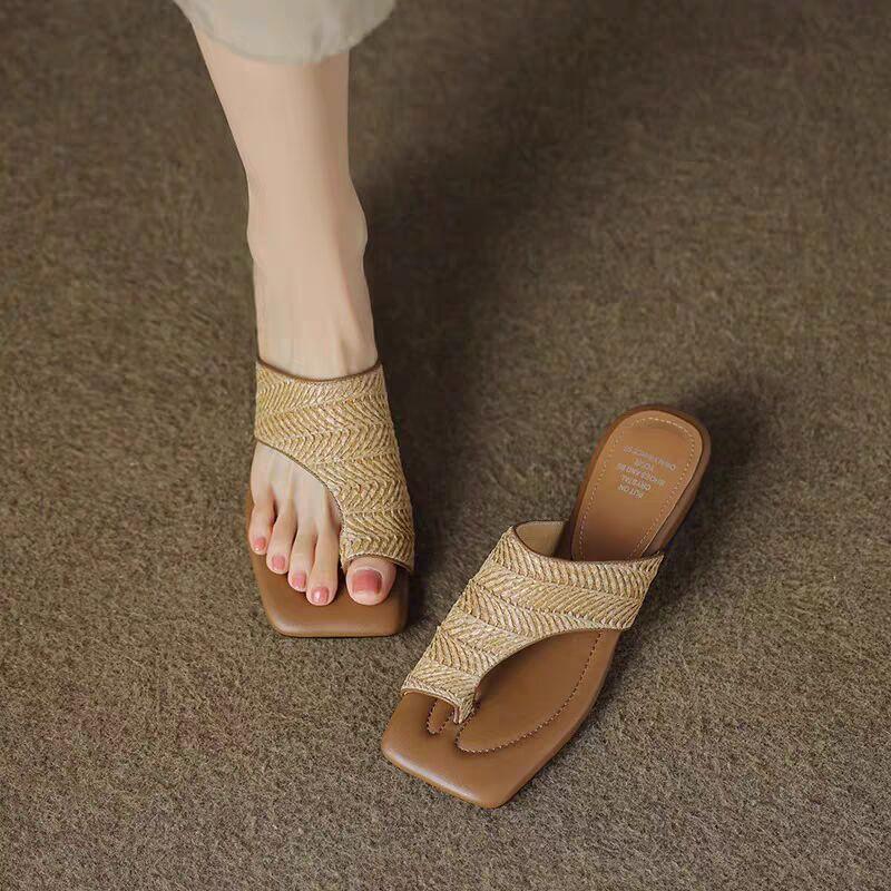 

Французский ретро стиль для отпуска, плетеные шлепанцы с открытым носком, женская уличная обувь, лето 2025, новинка, нишевые сандалии на толстом каблуке 42 абрикосовый