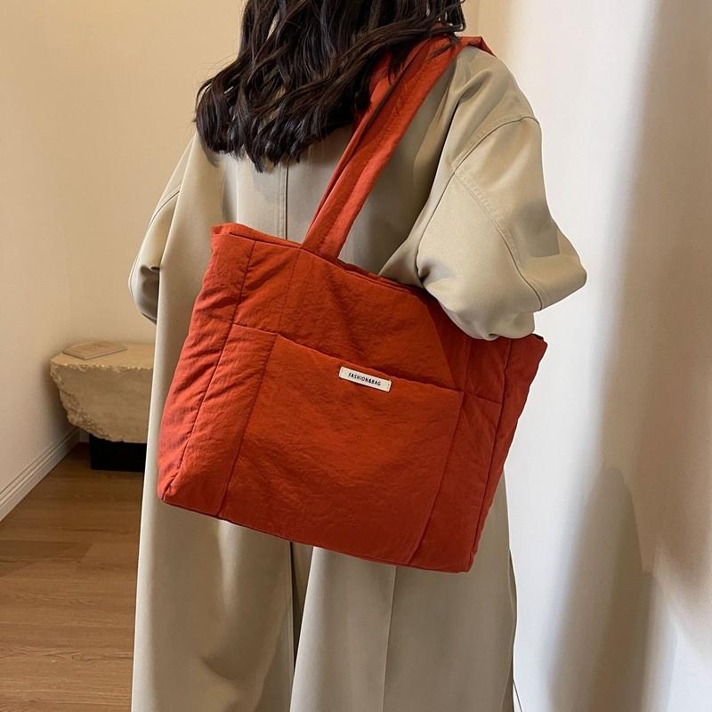 Minimalist Nylon Canvas Tote With Inner Zipper Storage For Casual Office Use