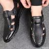 Mode Lässige Herrenschuhe Frühling Sommer Neu Hohl Atmungsaktiv Business Schuhe mit Vielseitigen Fußabdeckungen Rutschfest Herren Vulkanisierte Schuhe