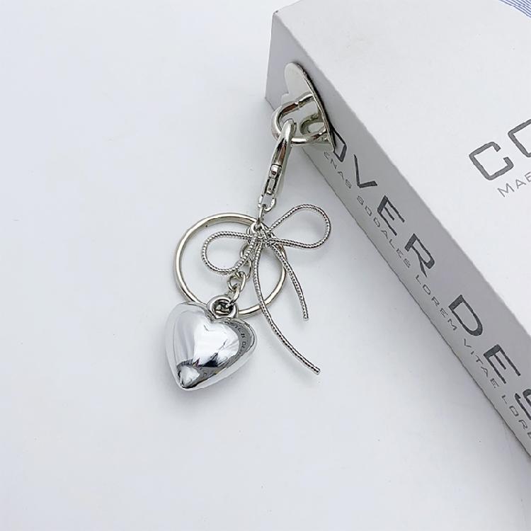Chic Heart Keychain Stylish Accessaries Elegant Key Holder Bowknot Bag Charm