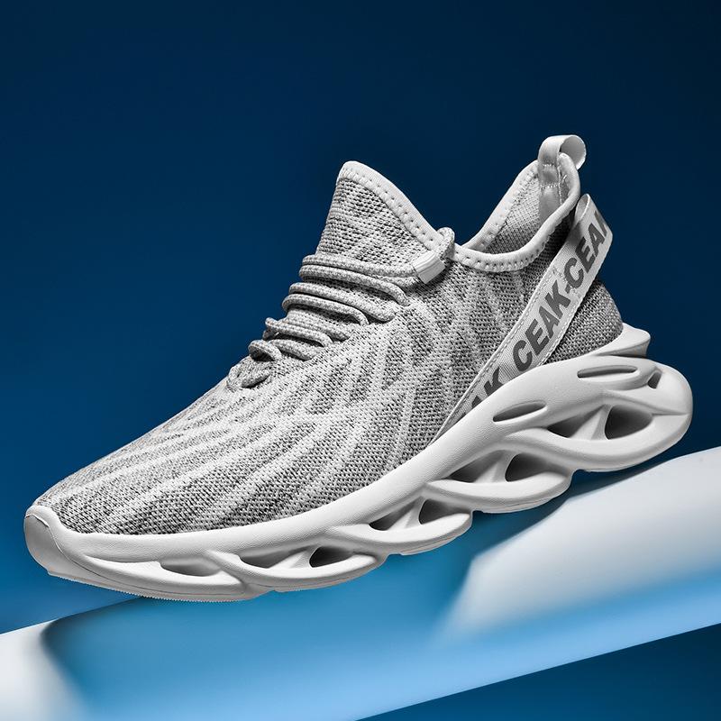 Men's shoes summer sports and leisure shoes versatile flying woven breathable shoes men's running shoes