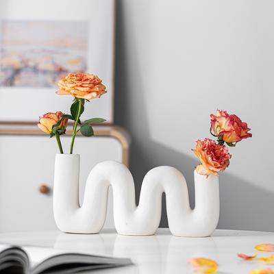 Special-Shaped Creative Flower Arrangement, Simple Ceramic Vase, High-End Home Desktop Decoration Ornament