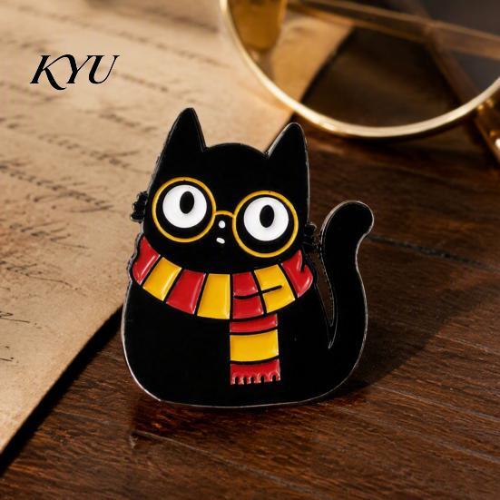 Cat Lover Brooch Cartoon Black Pin, Enamel Animal Lapel Pin for Collars Decorative Pins Men Women, Badge Clothing Bags Scarves Sweaters Canvas