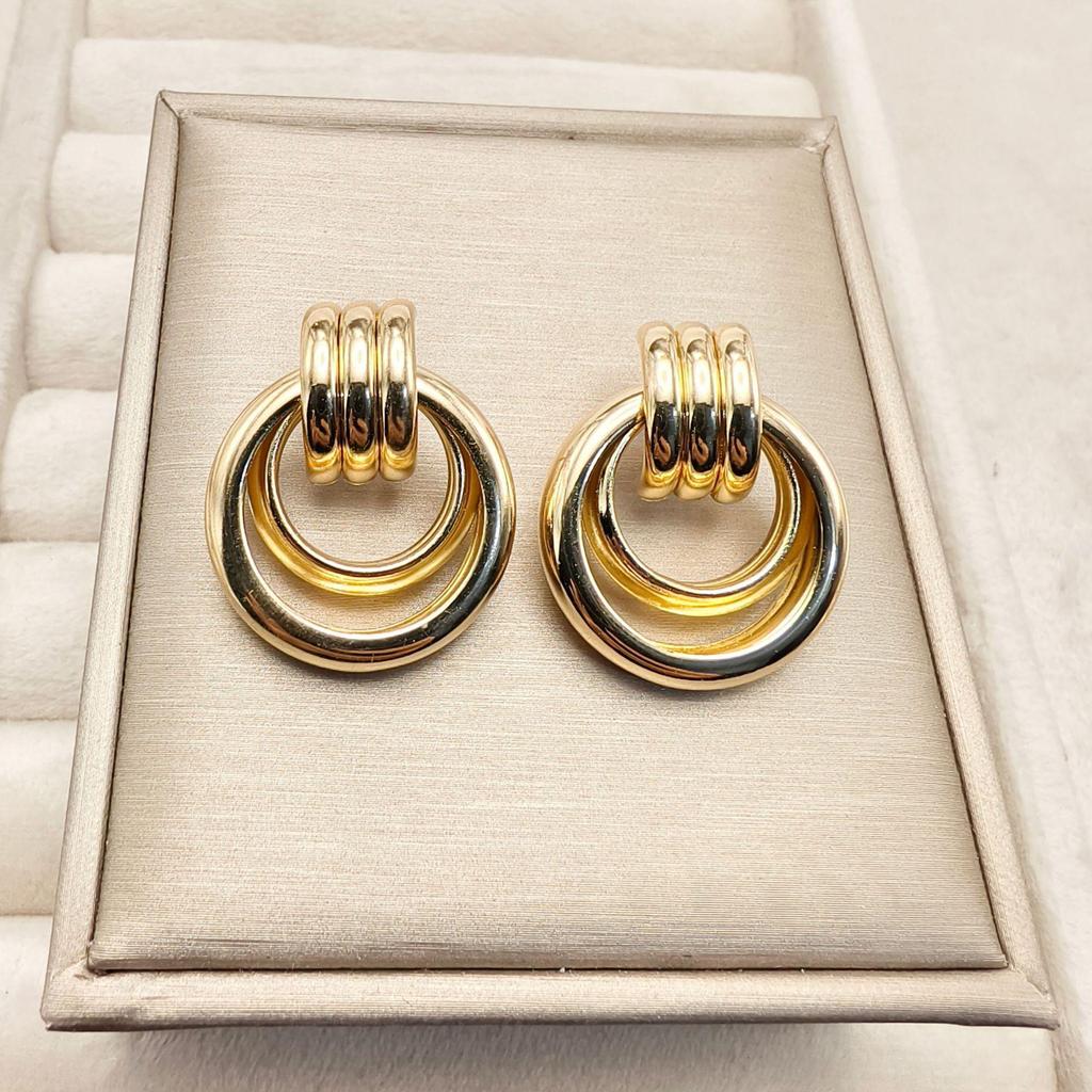 Gold-Tone Geometric Twist Earrings: Fashionable and Versatile Multi-Layer Braided Earrings for Women.