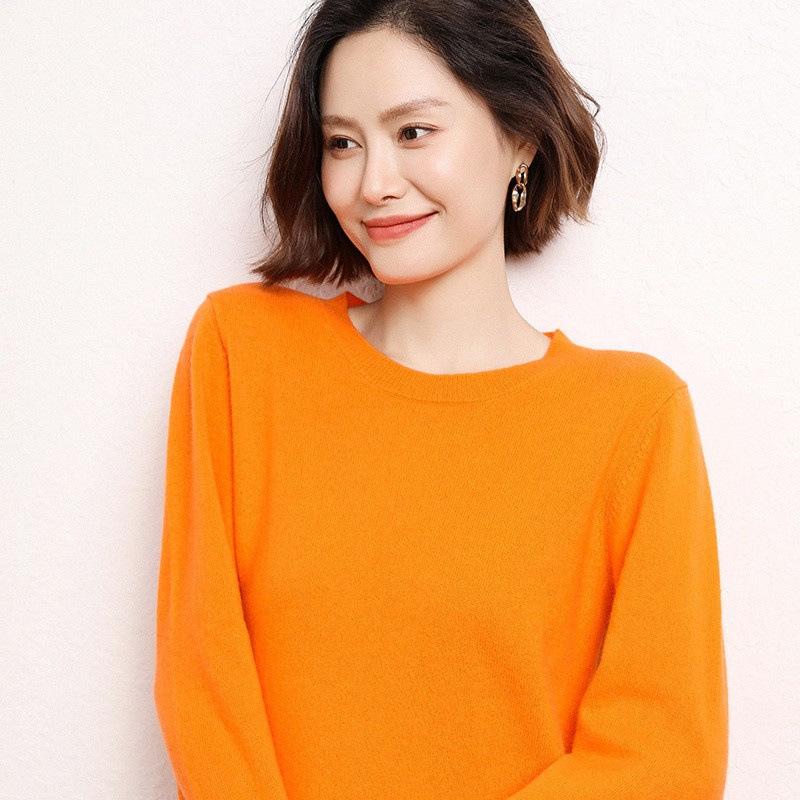 QICED Spring and Autumn Women's Pullover Knitted Sweater, Round-neck Solid Color, Fashionable and Simple Long-sleeved Base Layer