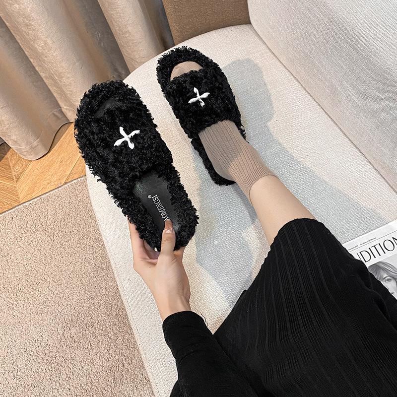 

TX-2 флисовые толстоподошвенные на плоской подошве однословные фея пушистые тапочки для улицы женские весенне-осенние новые модели 42 чёрный
