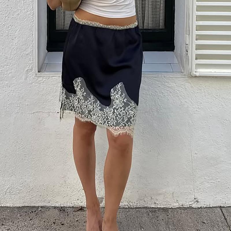Damen Spitzenbesatz Satin Minirock 2026 Frühling Y2k Spitzensatin A-Linie Halbslip Kurzer Rock Süß Hohe Taille Unterrock