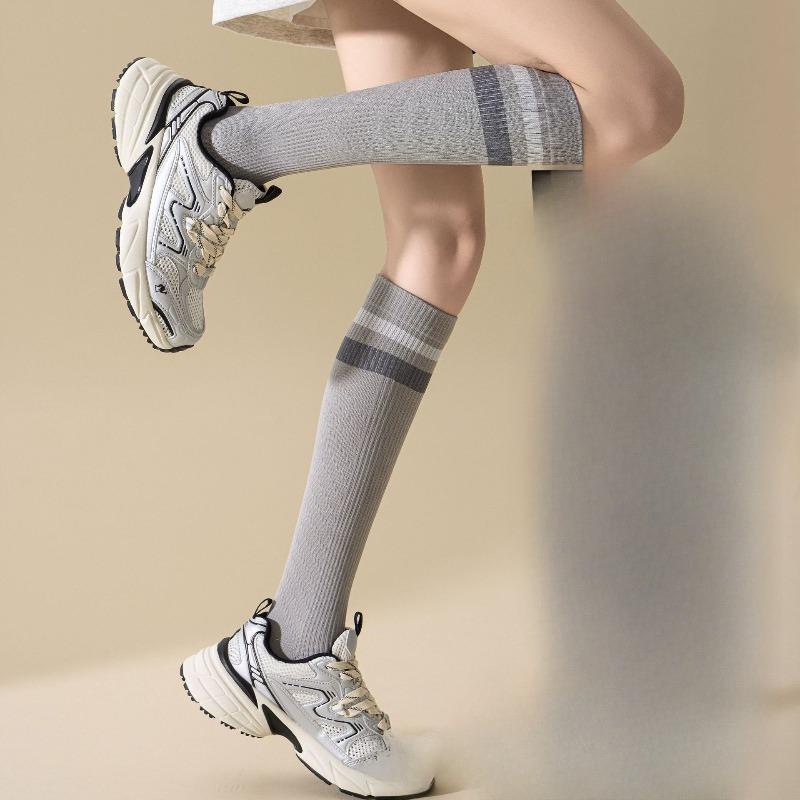 Pressure Sports Socks, Women's Fitness Running Muscle Compression Calf Socks, Professional Cycling Rope Skipping Long Stockings