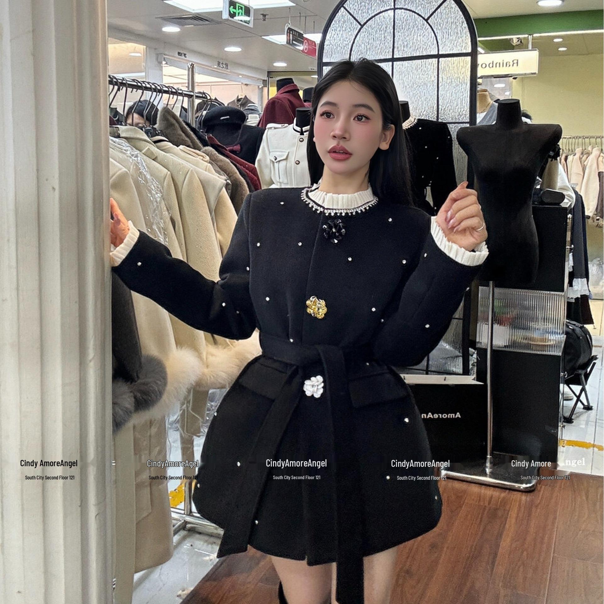 

Корейское 3D шерстяное пальто с бриллиантовой отделкой, облегающее талию, для женщин – Зимняя коллекция 2024 XL чёрный