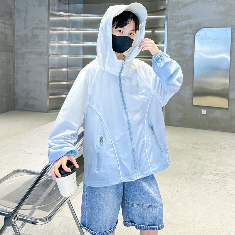 Boys' Lightweight Summer Sun Protection Jacket 2024 - Thin Style for Medium and Large Children