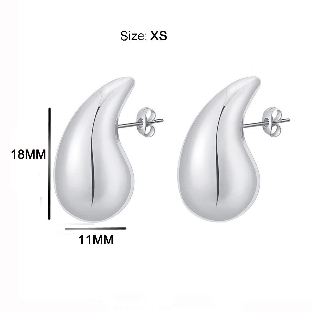 

CCB Smooth Hollow Teardrop Stud Earrings