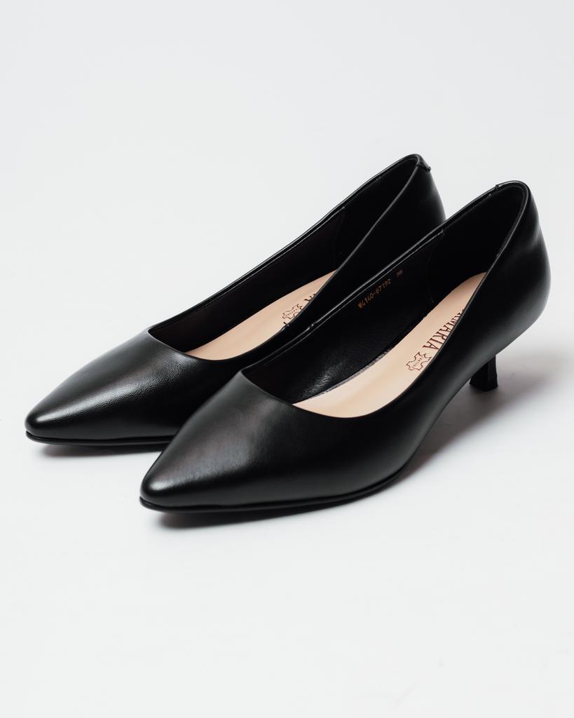 Aiformaria 4140 36 Black Leather Low Heel Shoes
