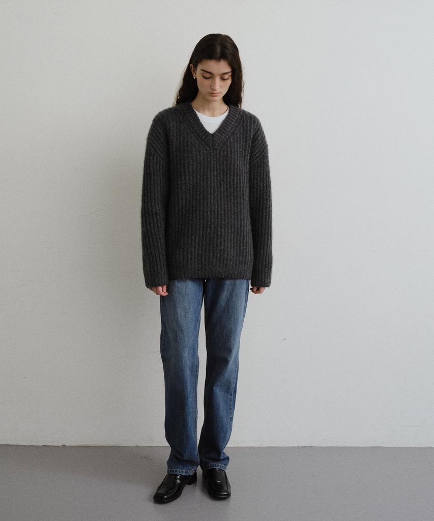 Yulago Baby Alpaca V-Neck Knit