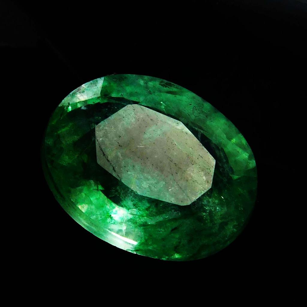 8.24 Ct Green CERTIFIED Loose Gemstone Natural Lovely Colombian Emerald Oval Cut