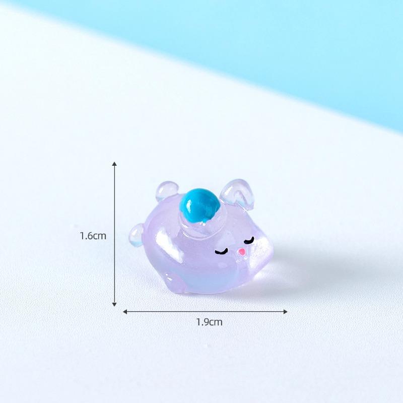 Cute Glow-in-the-dark Little Rabbit Animal Figurine Decorative Accessories Mini Car Desktop Ornaments