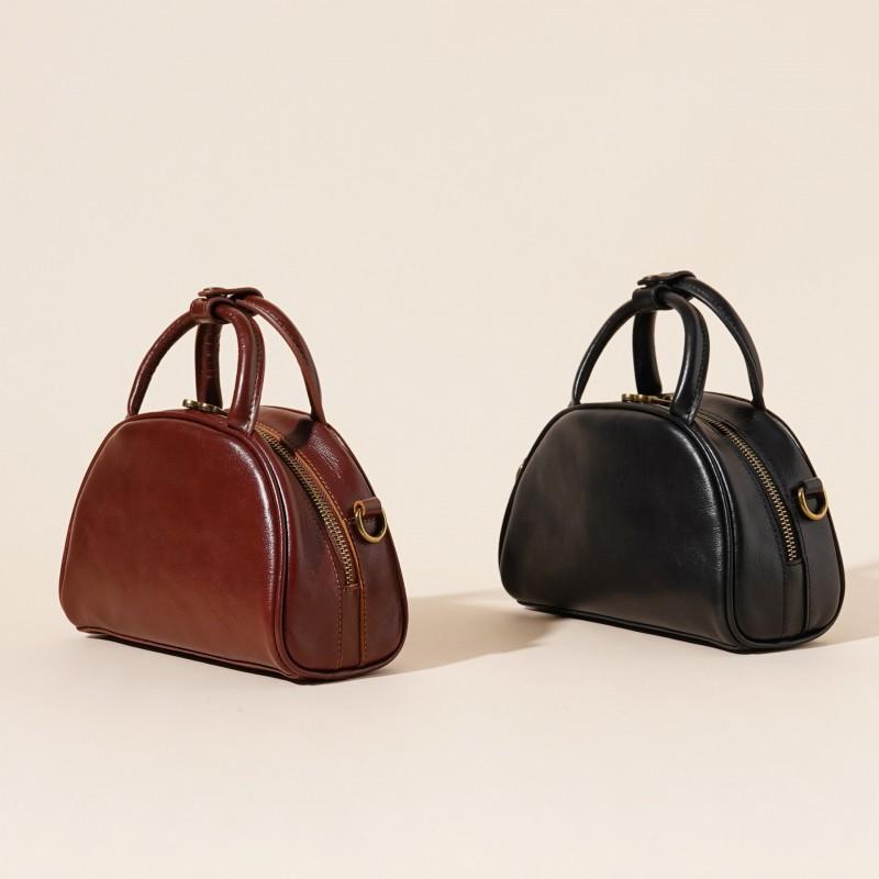 Pravá kůže 2025 Trendy Retro Malá čtvercová taška Všestranná Jednoramenná Crossbody Kabelka Populární Bowlingové Ženy