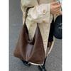 Large capacity retro underarm bag women's new autumn and winter shoulder bag Maillard brown commuter tote bag