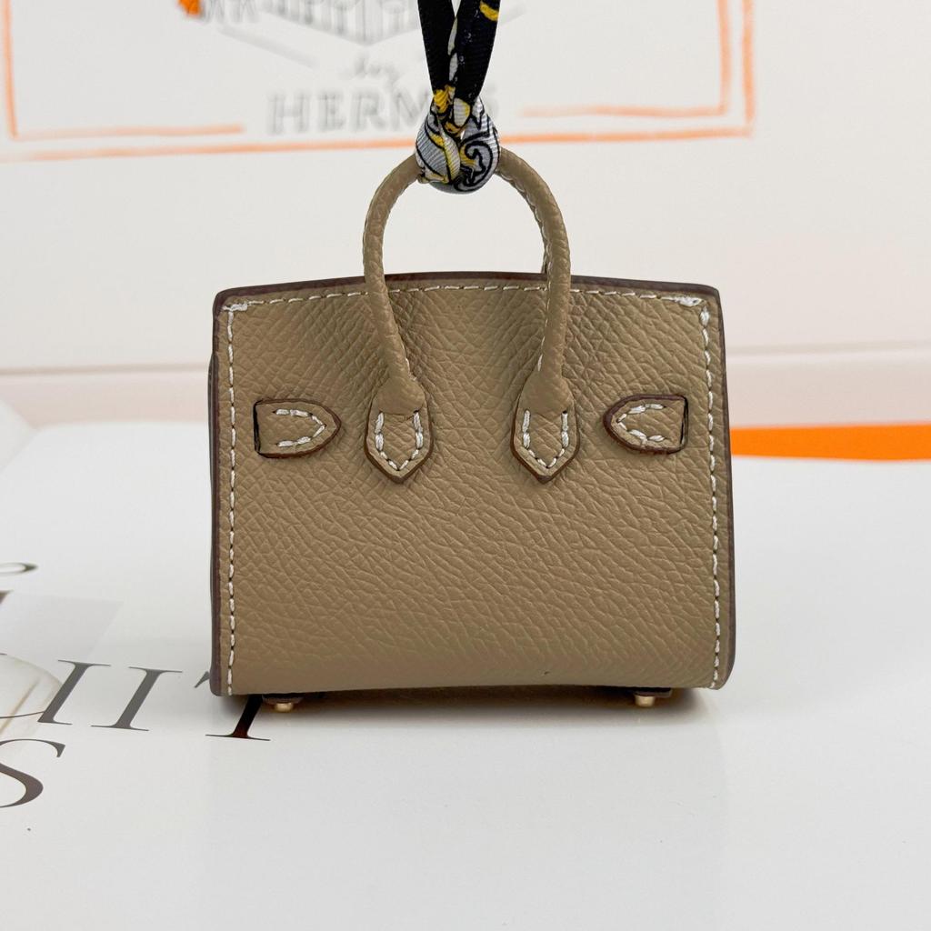 Chic Mini Bag Charm - Cute Earphone Pouch & Coin Purse with Car Keychain Decoration.