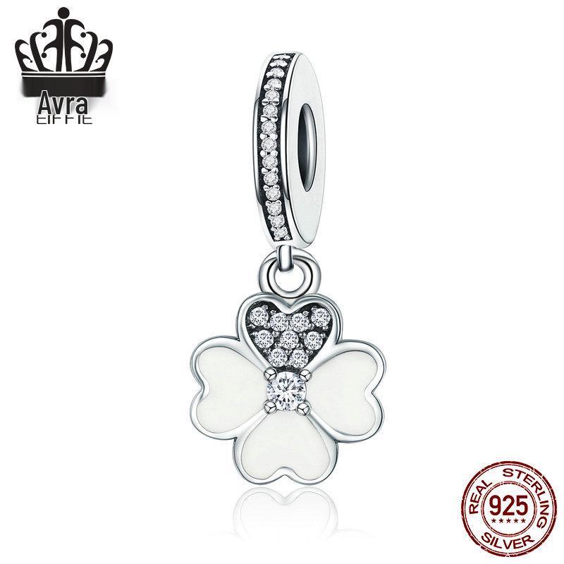 Everle Korea Four-Leaf Clover 925 Sterling Silver Pendant with Inlaid Diamonds (SCC259)