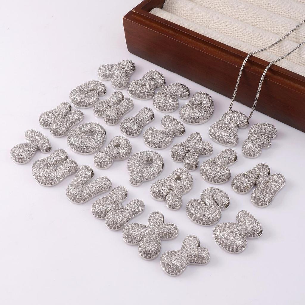 Copper-Inlaid Zircon Plump Letter Pendant Necklace - Cute & Versatile Clavicle Chain