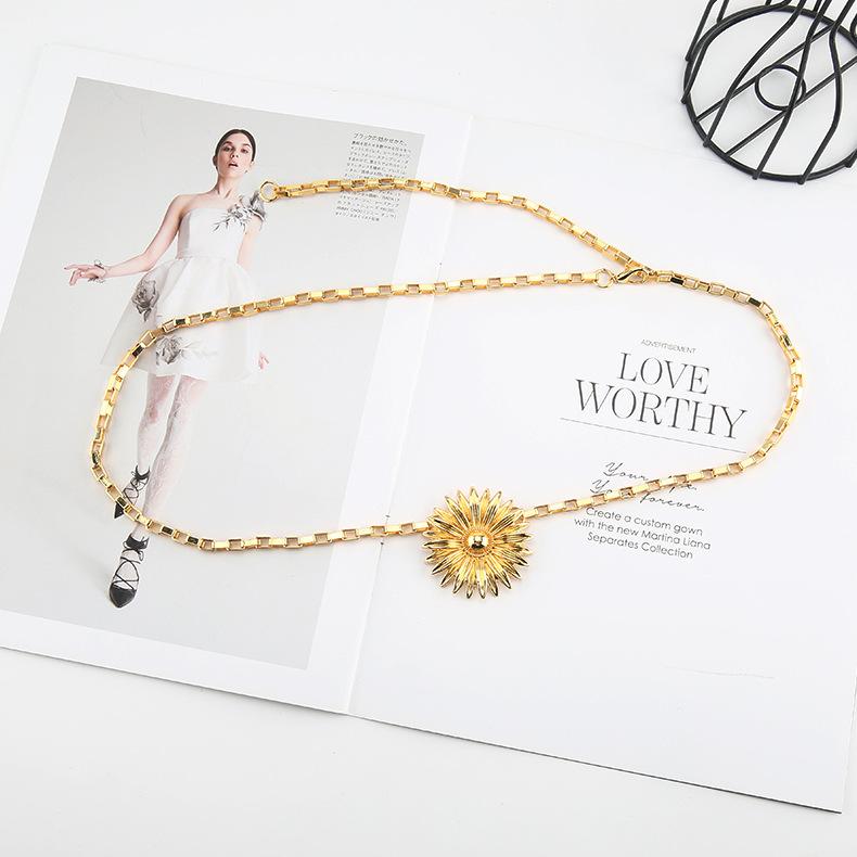 Light Luxury Sunflower Waist Chain Women'S Niche Texture Retro Small Daisy Belt Chain Accessories Retro
