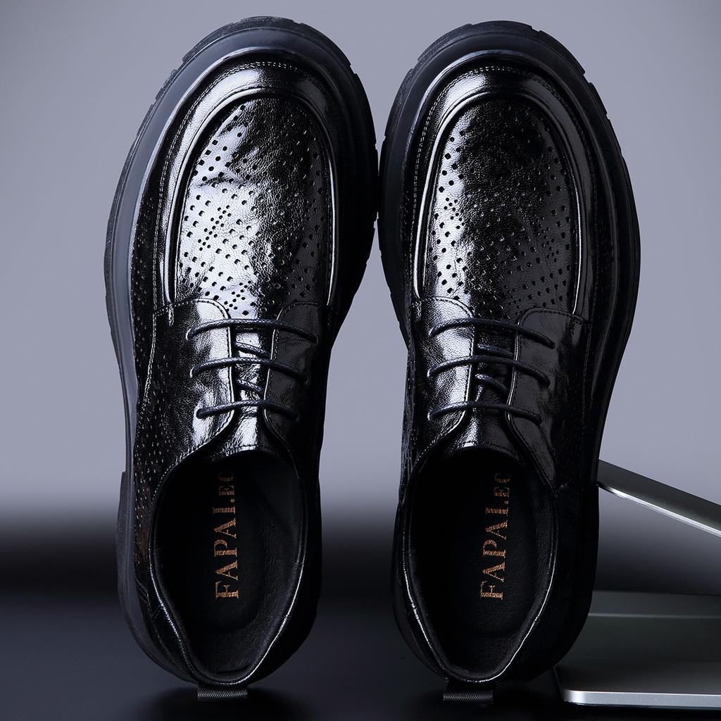 2025 New Hollow Leather Shoes British Style Leather Men's Shoes Platform Breathable High-end Leather Shoes Men's Summer Trend
