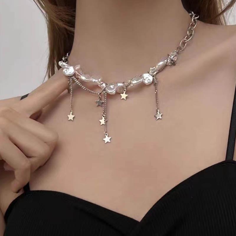 Fashionable Light Luxury Elegant Baroque Imitation Pearl Chain Tassel Necklace Goth Star Long Tassel Pendant Choker Neck Jewelry