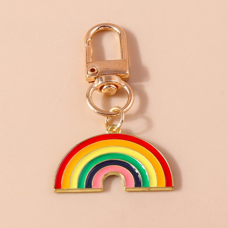 Lovely Candy Color Daisy Flower Keychain for Women Girls Keyring Pendants for Car Keyholder Handbag Decor DIY Jewelry Gifts