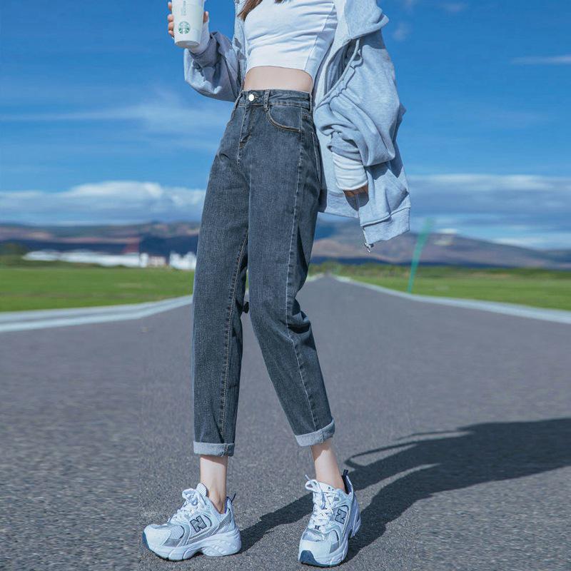 High-waisted Women's Korean Style Loose Casual Cropped Jeans for Spring to Summer