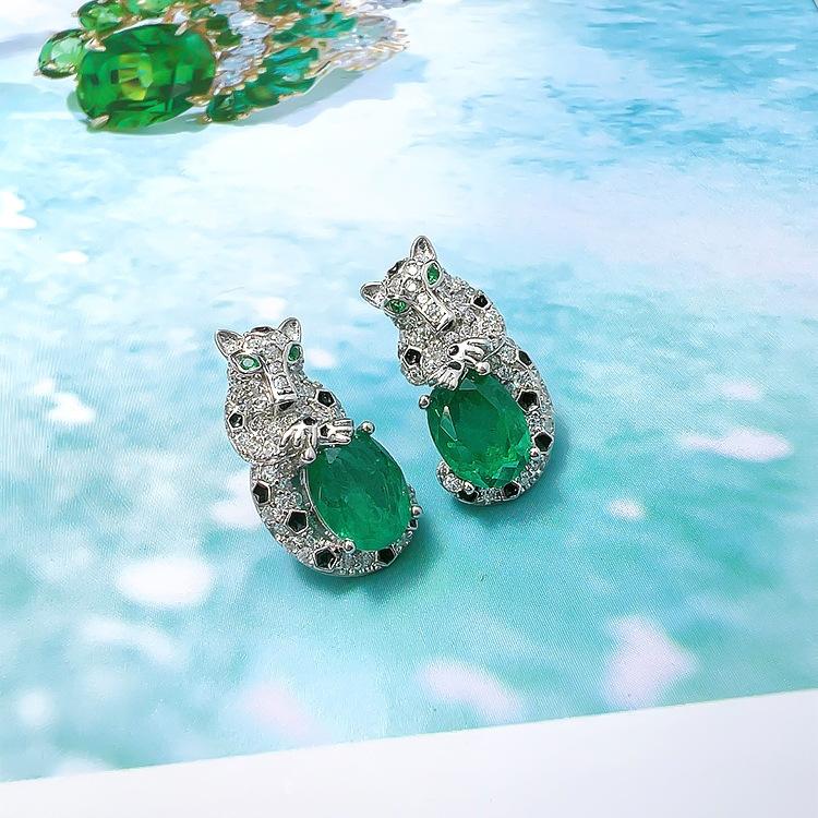 

Kajia Fashion Colorful Treasure Leopard Earrings High Carbon Diamond Light Luxury Small People High Sense Grandmother Green Pigeon Blood Red Earrings зелений