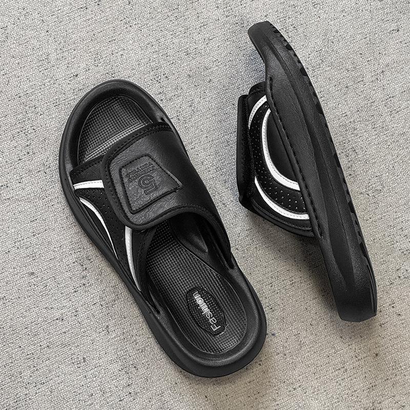 Slippers Senior Men's Summer New Products Daily British One-word Drag Men's Soft-soled Beach Shoes 371271-J