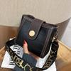 High-end small bag women's 2025 new foreign-style bucket bag women's versatile ins fashion shoulder messenger bag
