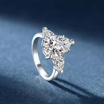 Inel Luxos de Damă cu Piatră Moissanite Tăiată Tip Picătură de Apă Carat Diamant
