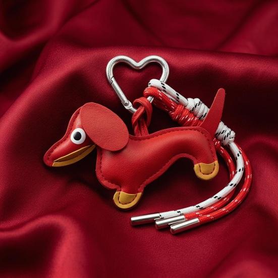 Keychain Pendant Imitation Leather Dachshund Shape Key Chain with Heart-Shaped Metal Buckle Braided Rope Bag Charm Accessory