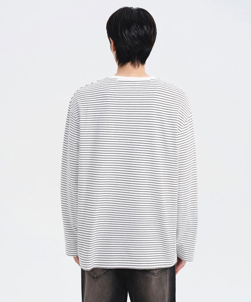 MUSINSA STANDARD Pin Stripe Relaxed Long Sleeve T-Shirt [White/Black]