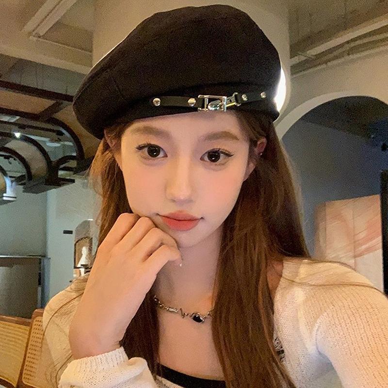 1Pieces Belt Double Buckle Chain Beret Metal Buckle Beret Female British Retro Casual Painter Hat Mountaineering Scarf
