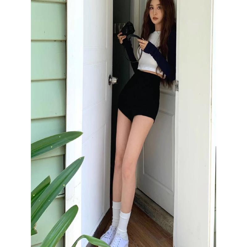 High-waisted Women's Shorts 2026 New Style Black Suit Pants Slimming Sports Outerwear Summer Hot Pants